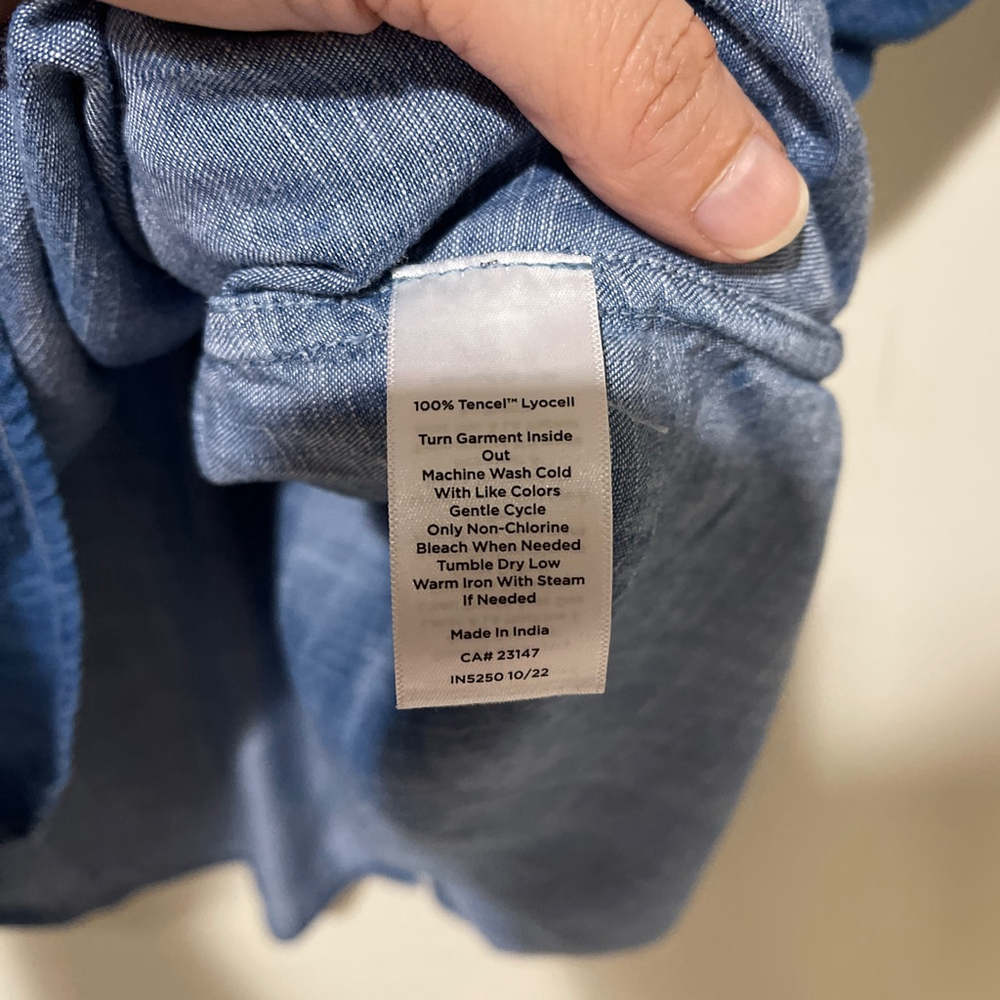 Talbots Blue Chambray Button Down Shirt Women's XLP Petite - Picture 7 of 8